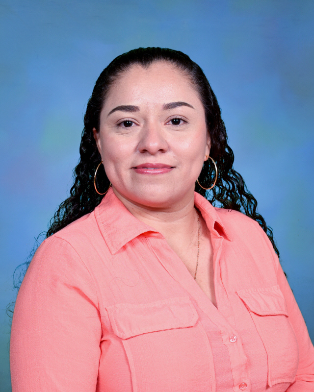 Sra. Erika Canales